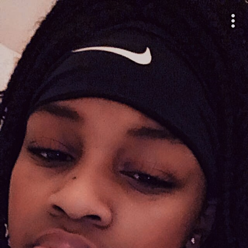 Meet your Posher, Kahmyla